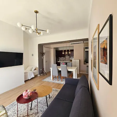 Thedozo - 1bdr Modern, Central, Newly Renovated