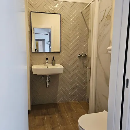 Thedozo - 1bdr Modern, Central, Newly Renovated * Saraievo